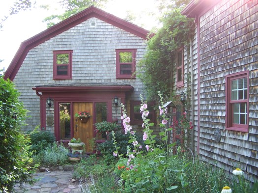 The Loomer-Goodwin House near Canning