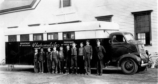 Shopmobile in the early 1940s in Canard